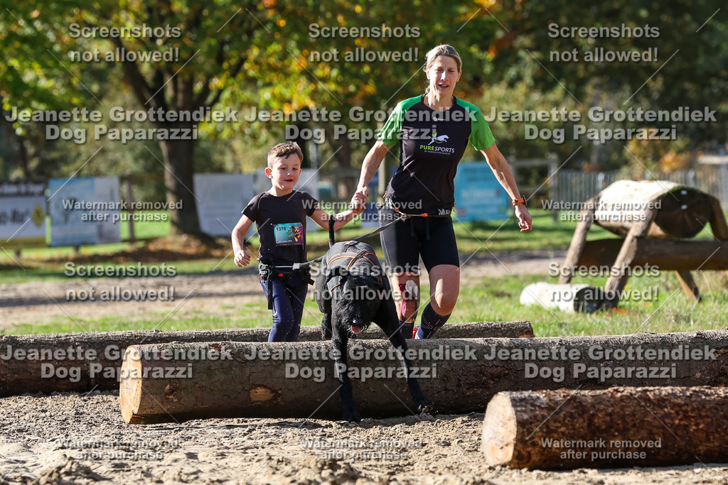 Dog Paparazzi - Strongdog 10-25-4890 | Dog Paparazzi Jeanette Grottendiek Fotografie & Videografie - Realisiert mit Pictrs.com