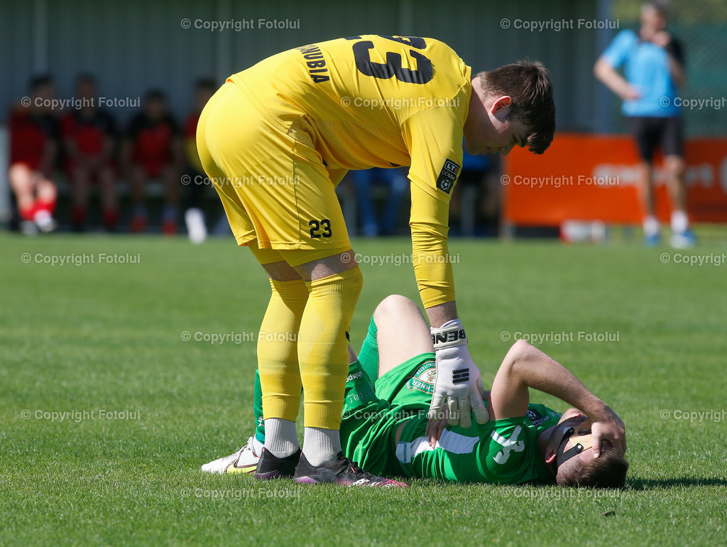 A_LUI_14052022_12 | SPORT,FUSSBALL,LT1 OOE LIGA,14.05.2022 IM BILD;OLIVER FISCHER (OEDT) UND MICHAEL KAPL (GRIESKIRCHEN)FOTO:FOTOLUI