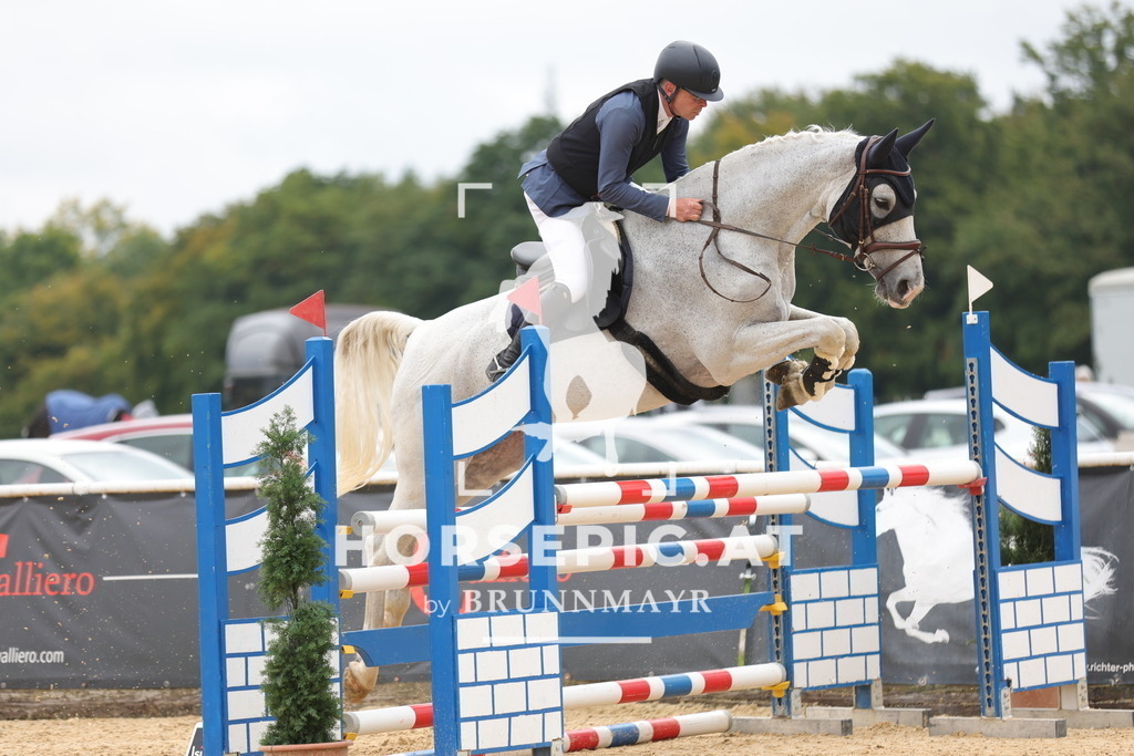 0P6A7516 | Willkommen bei Brunnmayr - Design & Fotografie – Ihrem Spezialisten für Reitturniere und Pferdeveranstaltungen in Oberösterreich, Salzburg und Bayern! Seit über 17 Jahren sind wir leidenschaftlich dabei.