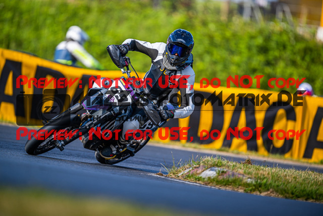 MaZZes_FotoMatrix_220528_4369 | Fotograf Mathias Schmid
Sportfotograf,
Eventfotograf,
Hochzeitsfotograf,
Portraitfotograf