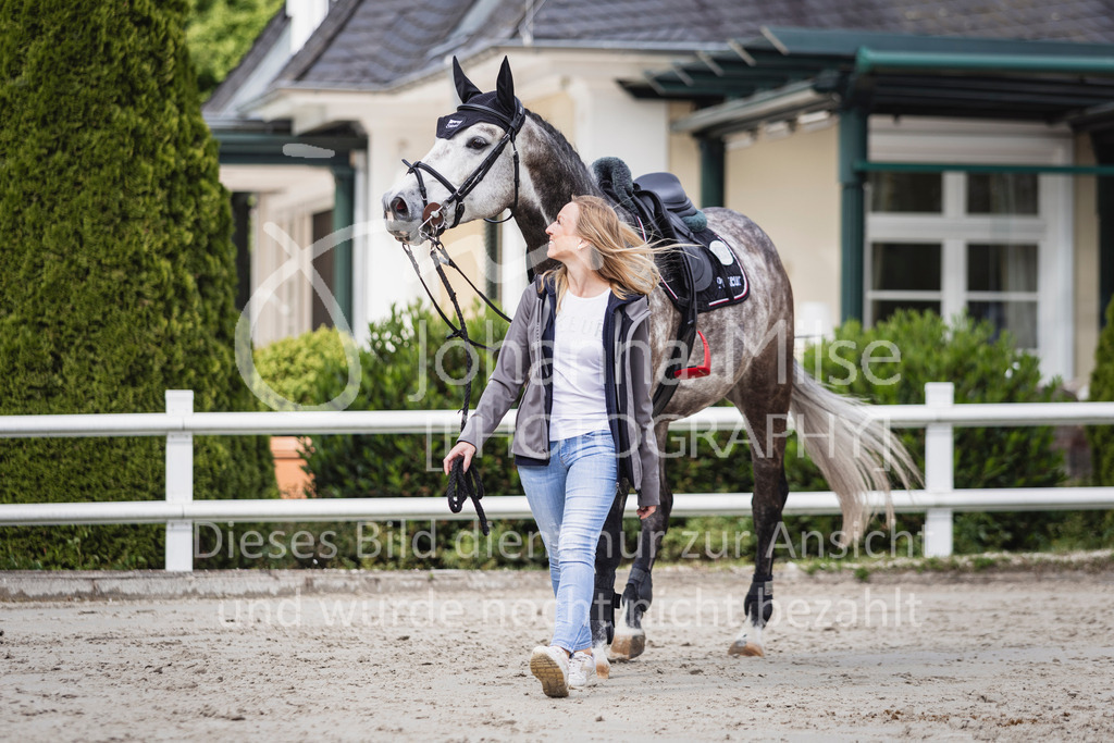 250530_MayDays_SprPf-M-400 | Deine schönsten Turniermomente als professionelle Fotos! Entdecke hochwertige Pferdesport-Fotografie im Online-Shop. Jetzt Fotos finden & bestellen!