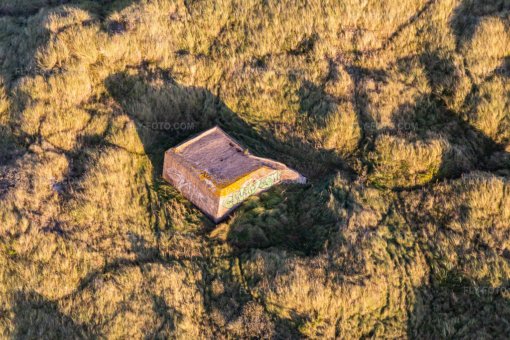 Aerial view: Bunkers on the West Coast in Fanø in the state South Denmark, Denmark.Photo: IMG_118957.jpg taken on 09/21/2019 by Werner Riehm/FLY-FOTO.comResolution of the original: 5472 x 3648 px