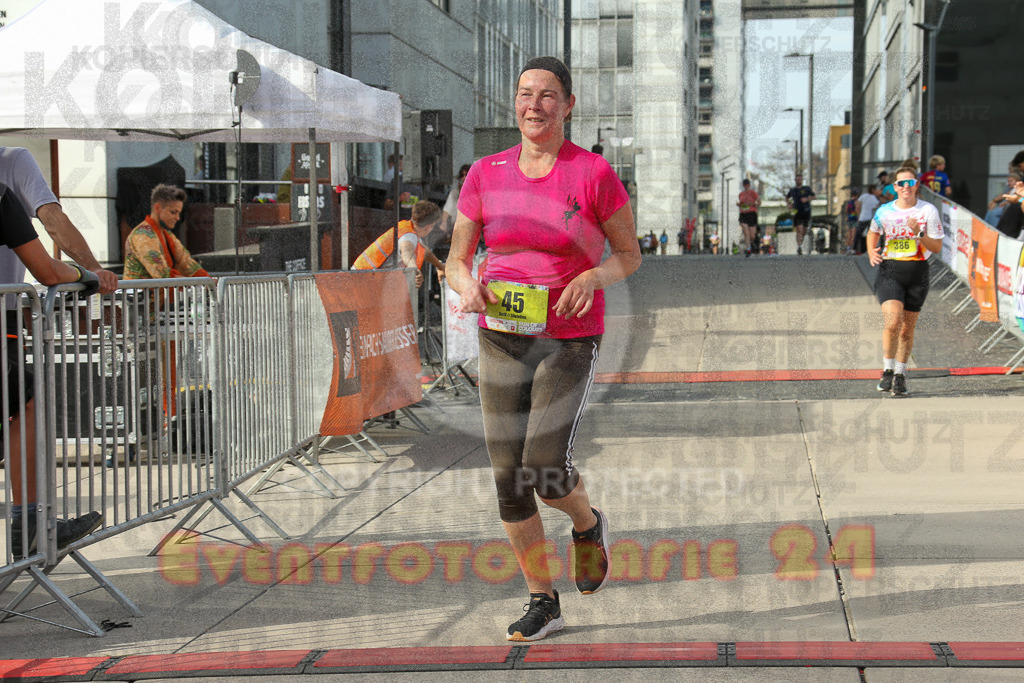 250920_1541_EX1_0470 | Sportfotografie im Rhein-Sieg Kreis, Köln, Bonn, NRW, Rheinland Pfalz, Hessen, etc. Unser Tätigkeitsfeld umfasst den Laufsport vom Volkslauf über den Marathon, Duathlon, Triathon bis zum Ultralauf wie Kölnpfad Ultra oder Schindertrail.