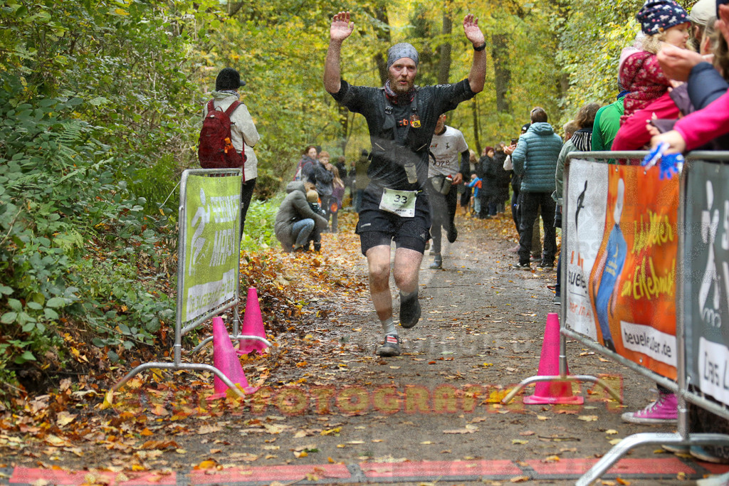 251026_1253_EX1_1767 | Sportfotografie im Rhein-Sieg Kreis, Köln, Bonn, NRW, Rheinland Pfalz, Hessen, etc. Unser Tätigkeitsfeld umfasst den Laufsport vom Volkslauf über den Marathon, Duathlon, Triathon bis zum Ultralauf wie Kölnpfad Ultra oder Schindertrail.