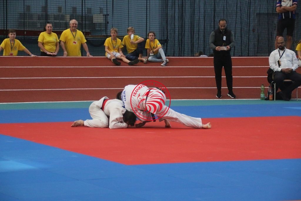 MSY-2022-10-30-7931 | Fotos vom Adler Cup - Pictures from Adler Cup

Hier findet Ihr alle Eindrücke und großen Momente der Adler Cup Wochenenden. Here you will find all impressions and great moments of the Adler Cup weekends. - Realisiert mit Pictrs.com