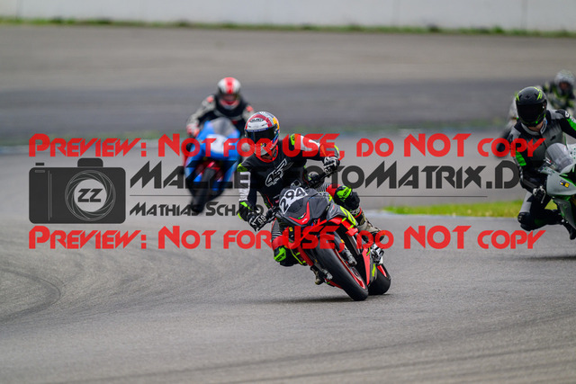 MaZZes_FotoMatrix_240521_6007705_4010 | GELB