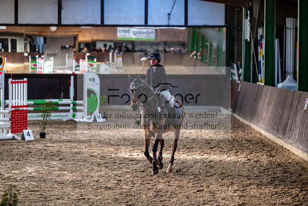 20240309-DOS_5716 | Entdecke hochwertige Reitturnierfotos von Foto Oger. Professionell, emotional und authentisch – jetzt Lieblingsmomente im Shop bestellen. - Realisiert mit Pictrs.com