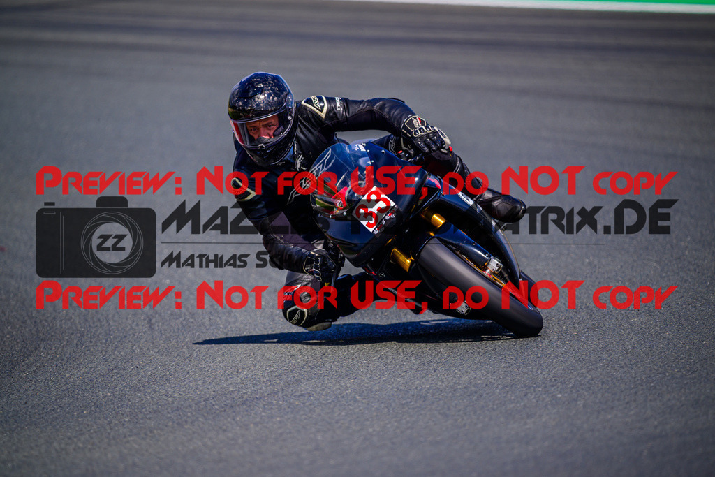 MaZZes_Fotomatrix_20250723_6007705_0813 | ROT