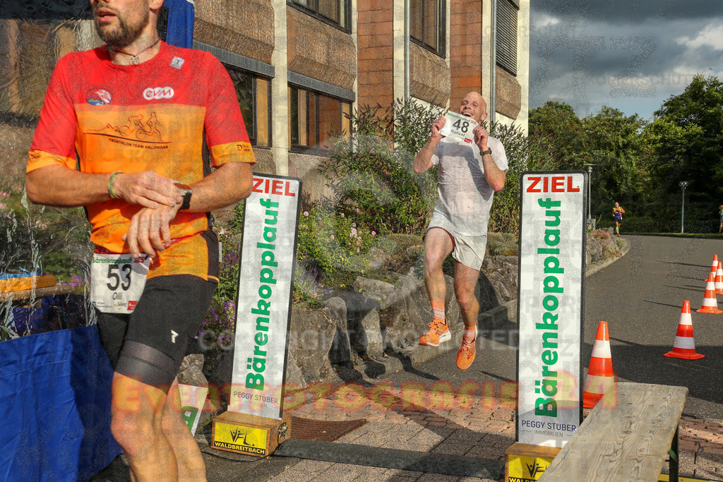 250801_1903_EX1_7019 | Sportfotografie im Rhein-Sieg Kreis, Köln, Bonn, NRW, Rheinland Pfalz, Hessen, etc. Unser Tätigkeitsfeld umfasst den Laufsport vom Volkslauf über den Marathon, Duathlon, Triathon bis zum Ultralauf wie Kölnpfad Ultra oder Schindertrail.