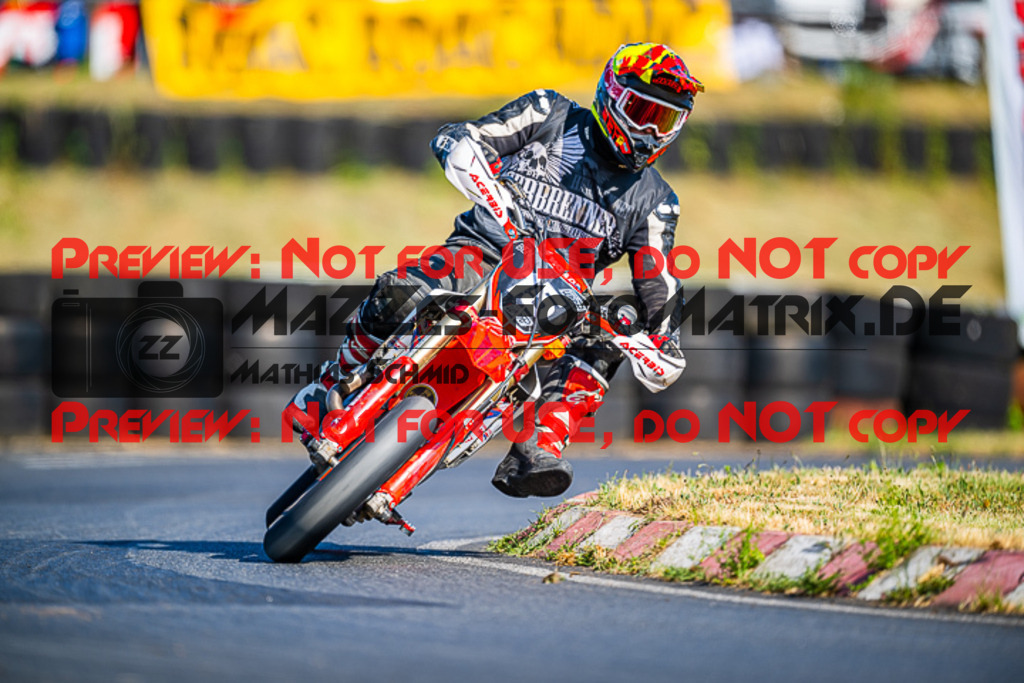 MaZZes_FotoMatrix_220529_5259 | Fotograf Mathias Schmid
Sportfotograf,
Eventfotograf,
Hochzeitsfotograf,
Portraitfotograf