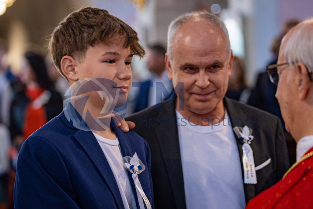 RR5M6531 | Firmung Klagenfurt-Dom 19.05.2024 8 Uhr