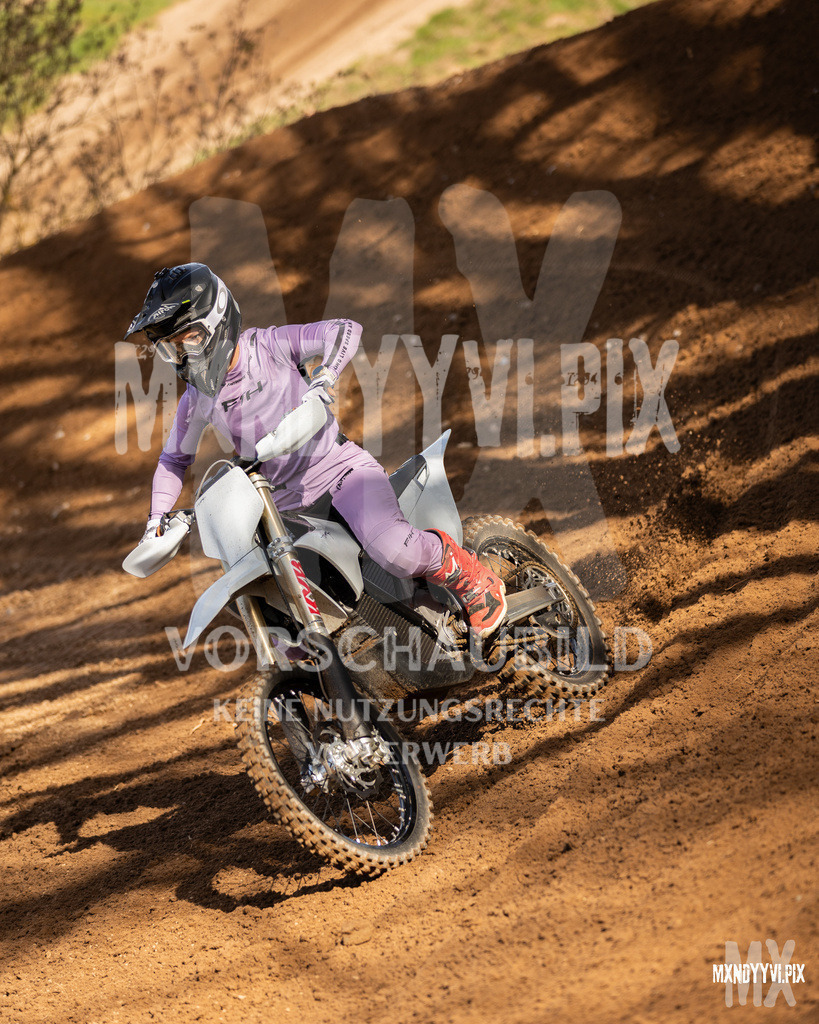 866A2164 | mxndyyvipix