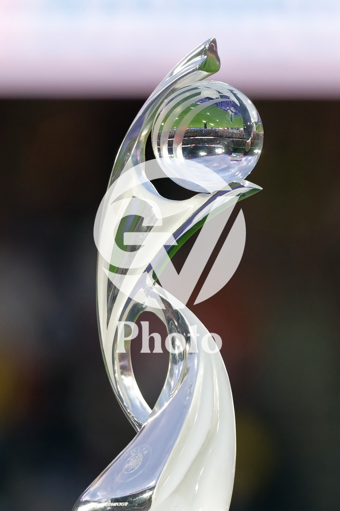 England v Spain - UEFA Women's EURO 2025 Final | BASEL, SWITZERLAND - JULY 27:  The trophy of the Women's EURO 2025 during the UEFA Women's EURO 2025 Final match between England and Spain at St. Jakob-Park on July 27, 2025 in Basel, Switzerland. (Photo by Giuseppe Velletri/Sports Press Photo/Getty Images)