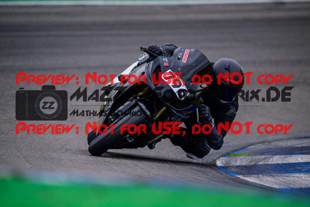 MaZZes_Fotomatrix_20250421_6007705_6709 | ROT