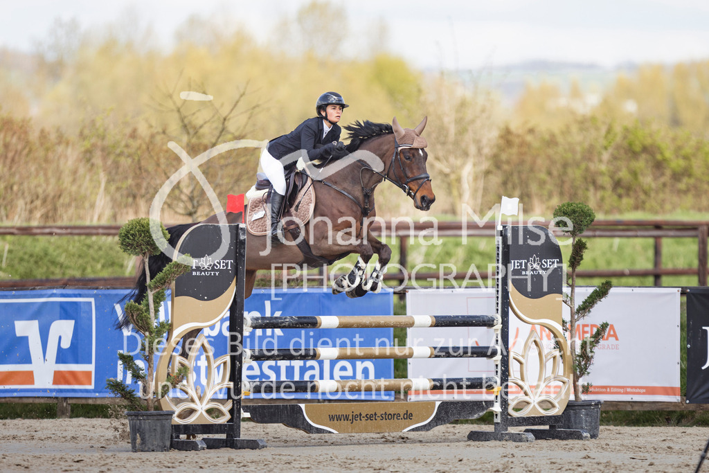 260404_Fruehlingsfest_Stil-L1-546 | Deine schönsten Turniermomente als professionelle Fotos! Entdecke hochwertige Pferdesport-Fotografie im Online-Shop. Jetzt Fotos finden & bestellen!