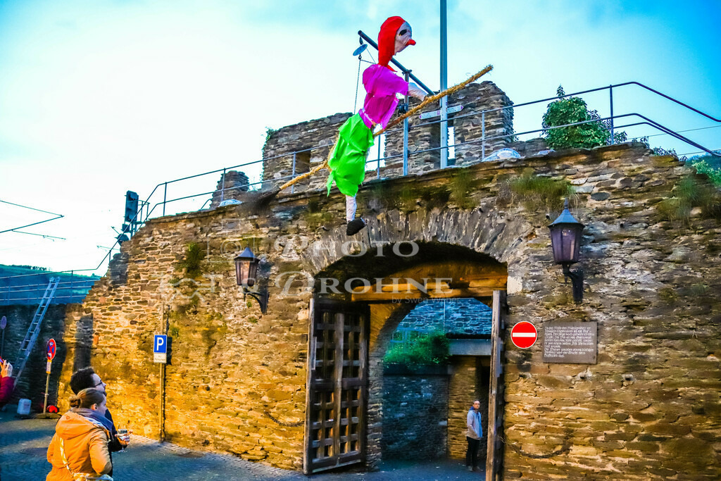 Oberwesel 2023 Hexennacht-2255 | Die Hexennacht in Oberwesel am Rhein findet in der Walpurgisnacht am 30. April statt. - Realisiert mit Pictrs.com