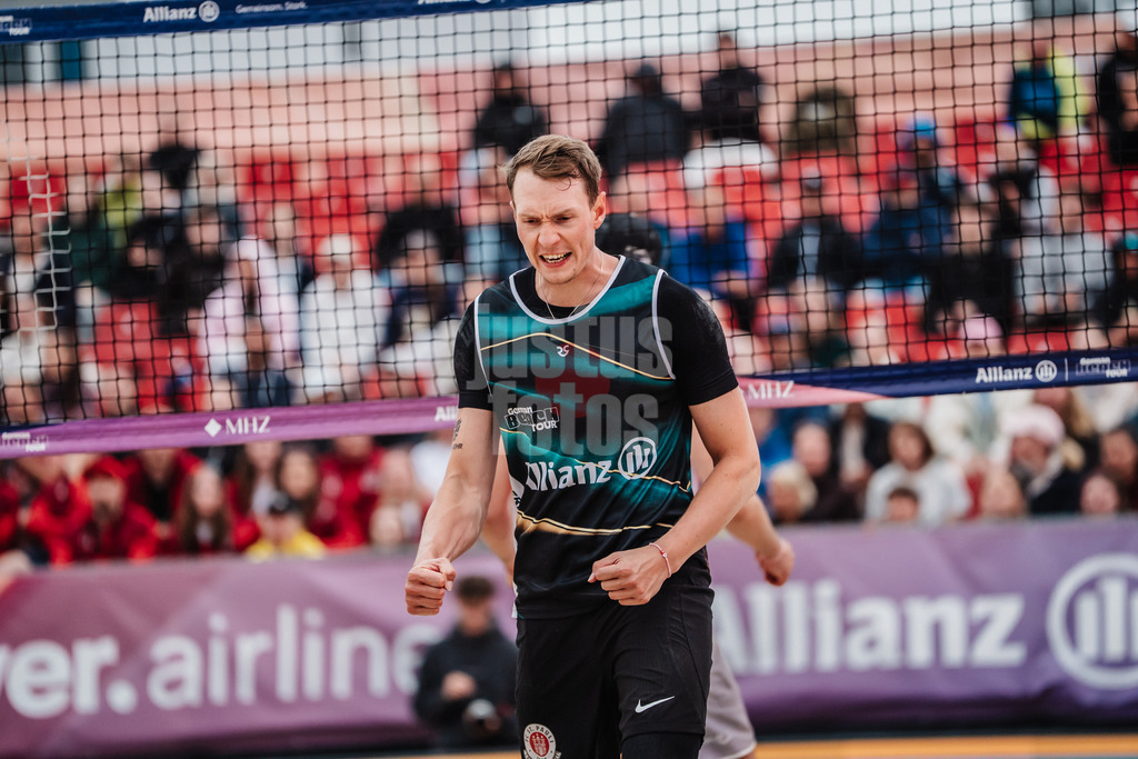 Beachvolleyball | Männer | Allianz German Beach Tour 2025 | Tourstop Bremen | 15.06.2025 | Robin Sowa jubelt