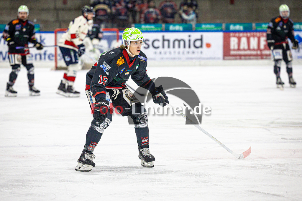 Peißenberg MINERS gegen VfE Ulm/Neu-Ulm DEVILS | Eishockey Bayernliga 2025/26 Vorrunde 24. Spieltag, Peißenberg MINERS gegen VfE Ulm/Neu-Ulm DEVILS, 20260104,Ryan MURPHY (MINERS 15) in Aktion,2026-01-04 in Peißenberg (flatbuy Arena Peißenberg), Ryan MURPHY (MINERS 15)Copyright: WolfgangxLindner www.foto-lindner.de
