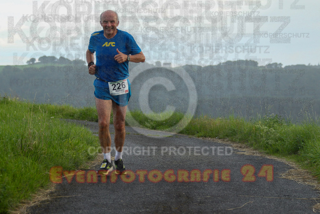 230804_1936_EV4_4769 | Sportfotografie im Rhein-Sieg Kreis, Köln, Bonn, NRW, Rheinland Pfalz, Hessen, etc. Unser Tätigkeitsfeld umfasst den Laufsport vom Volkslauf über den Marathon, Duathlon, Triathon bis zum Ultralauf wie Kölnpfad Ultra oder Schindertrail.