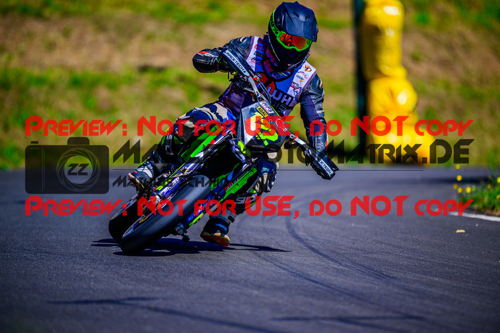 MaZZes_FotoMatrix_240816_6007705_8616 | UE40