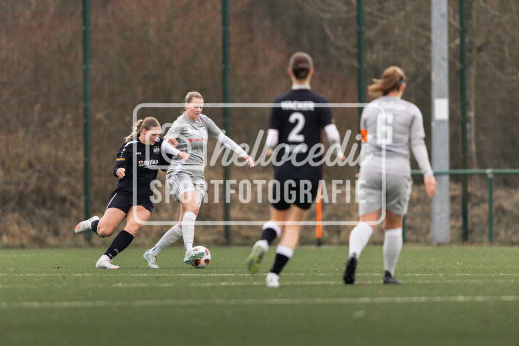Fußball I Frauen I Saison 2025-2026 I Testspiel I DjK Wacker Mecklenbeck - BW Hollage I 08.02.2026-030 | Stine Blancke (4, BW Hollage) - Realisiert mit Pictrs.com