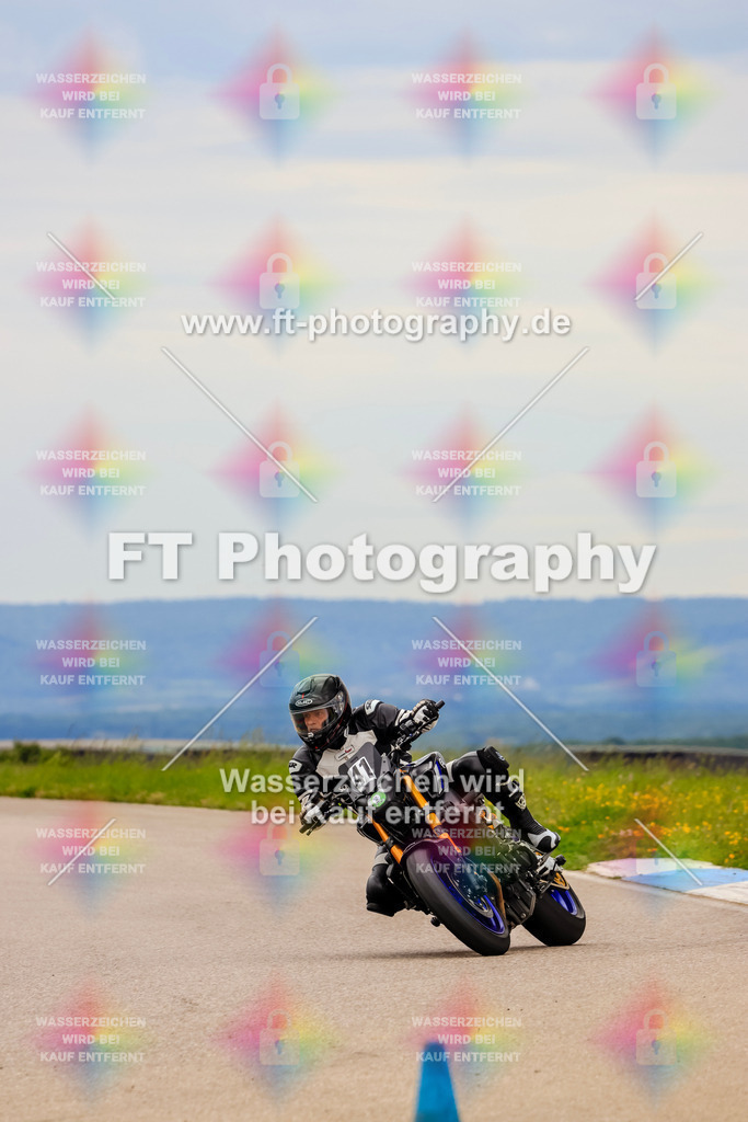 MotoTeam-2838 | Hier findet Ihr Bilder von Touristenfahrten auf der Nürburgring Nordschleife oder von anderen Veranstaltungen die ich besucht habe. Viel Spass beim Durch Schauen 