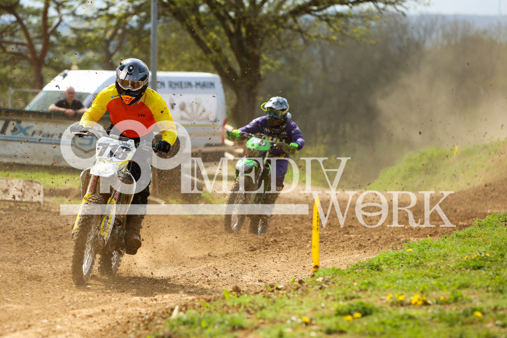 5E6A0701 | 989 MEDIAWORK