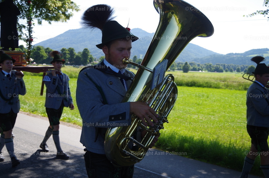 IMGP5941 | fotografiert von Axel PollmannLeonhardi Wallfahrt Benediktbeuern und Murnau, Fronleichnam, Fasching, Landschaft im Loisachtal und Benediktbeuern  - Realisiert mit Pictrs.com