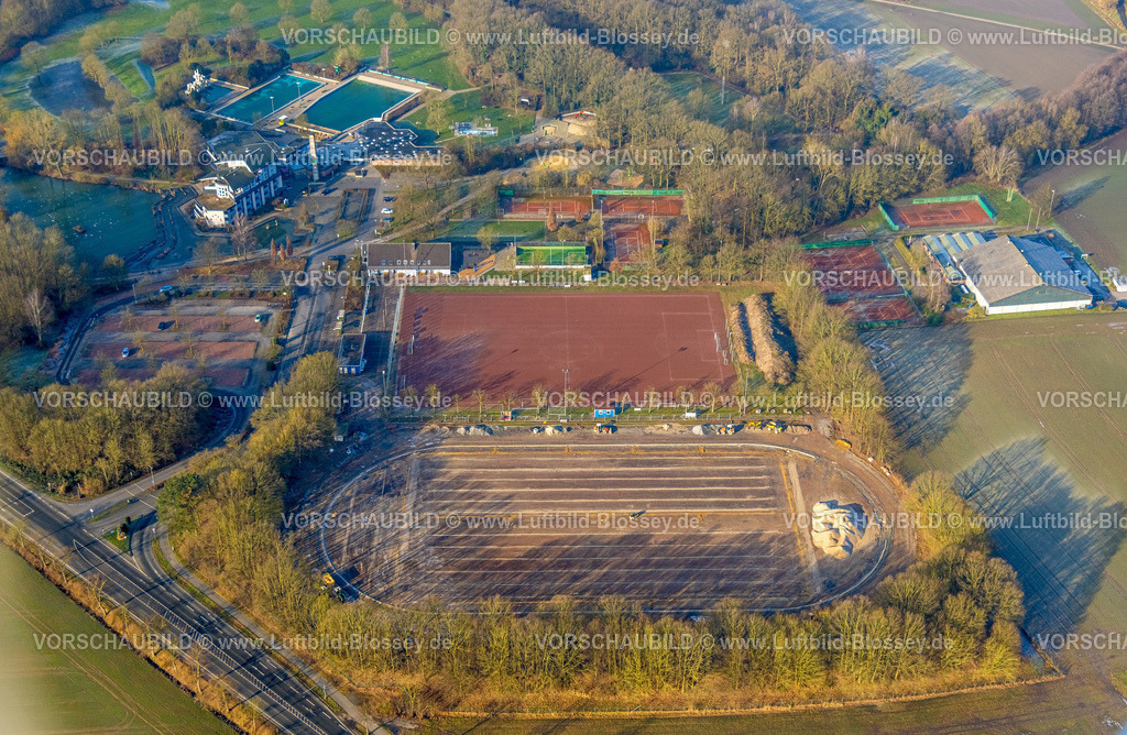 Hamm250201293Pelkum | Luftbild, Selbachpark, Sportplatz Fußballstadion 1. FC Pelkum e.V. und Tennisplätze, Baustelle Leichtathletikstadion, Hotel Selbachpark GmbH und Freibad  Selbachpark, Stadtbezirk Pelkum, Hamm, Ruhrgebiet, Nordrhein-Westfalen, Deutschland