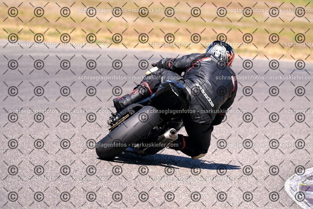 26bt04-1895 | markuskiefer.com - Realisiert mit Pictrs.com