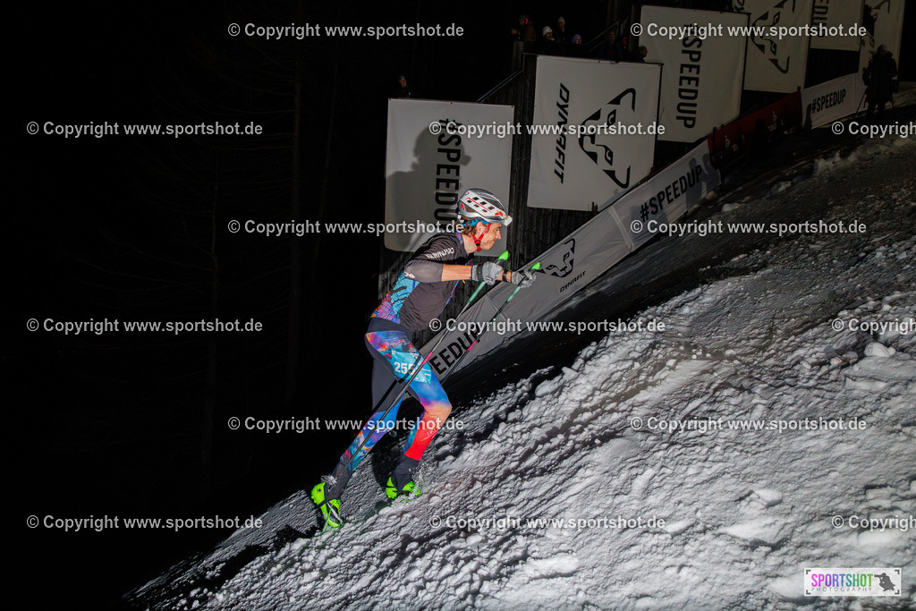 SZI_6409 | VerticalUp! #vertical_up_kitzbuehel #sportshot_your_pictrs #yourpictrs #dinafit #verticalup!2026