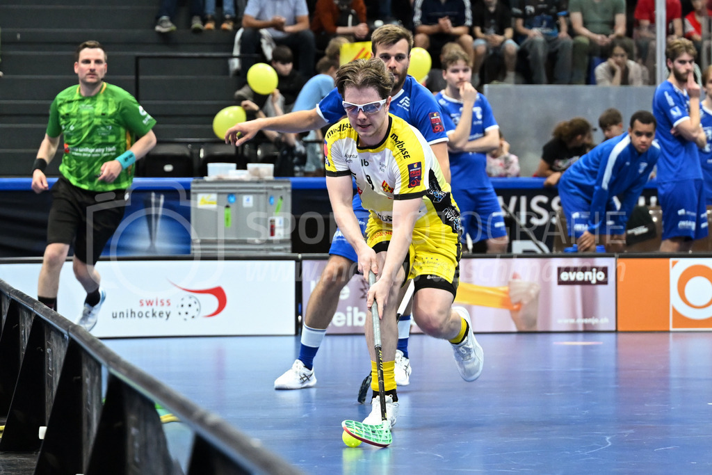 Zug United - HC Rychenberg - 25. April 2026 | Kimo Oesch (#9 HC Rychenberg Winterthur) am L-UPL Superfinal-Spiel zwischen Zug United und HC Rychenberg am 25. April 2026 in der BCF Arena, Fribourg, Schweiz.Bild: Sportfotografie Markus Aeschimann | www.markus-aeschimann.ch - Realisiert mit Pictrs.com
