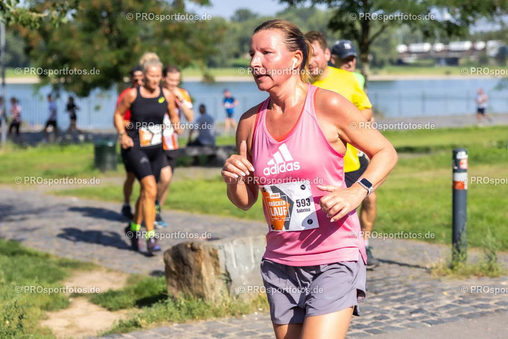 ASV OBI Brueckenlauf 2023 ; 10.09.2023 | Impressionen im Bereich des Katzenbuckels und des Rheinparks; ASV OBI Brueckenlauf 2023  am 10.09.2023 im Bereich Katzenbuckel und Rheinpark in Koeln/Deutschland. Photo: Ulrich Fassbender
