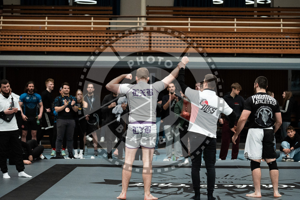 20251129PBB9195 | Fighters compete during the luta livre competition ILLCS XI winter edition on November 29, 2025 in Hannover, Germany.