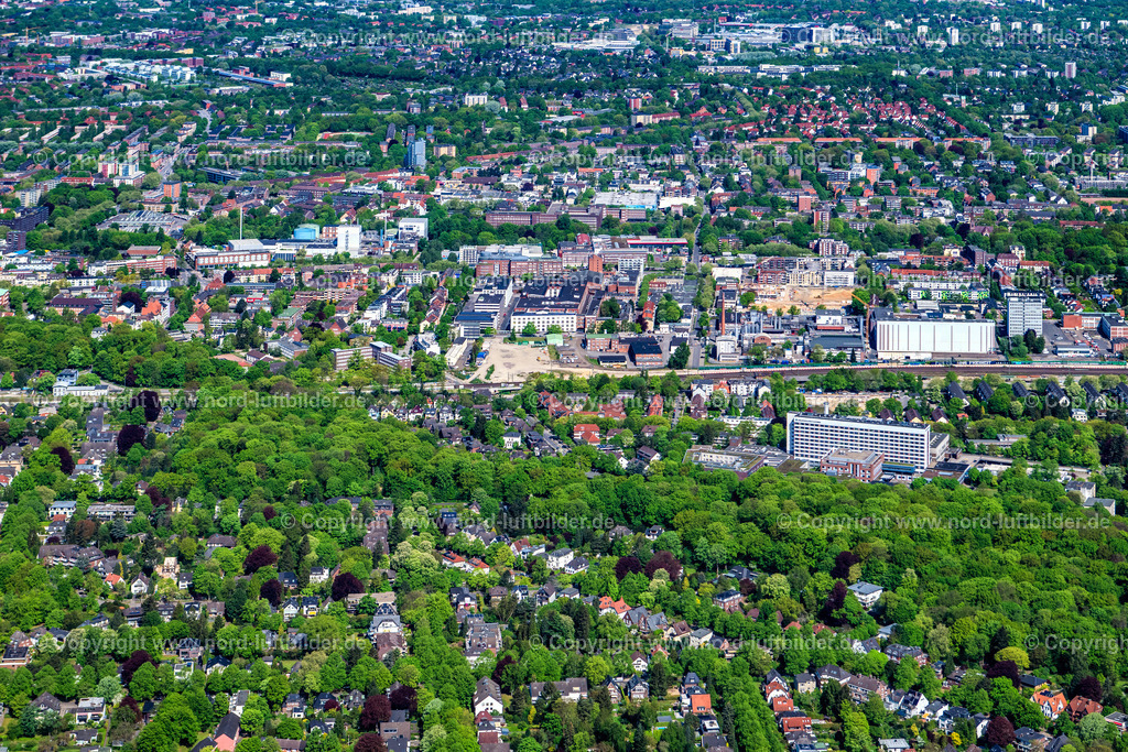 Hamburg_Wandsbek_Gewerbegebiet_ELS_3576010525 | HAMBURG 01.05.2025 Industrie- und Gewerbegebiet am Neumarkt im Ortsteil Wandsbek in Hamburg, Deutschland. // Industrial and commercial area on Neumarkt in the district Wandsbek in Hamburg, Germany. Foto: Martin Elsen