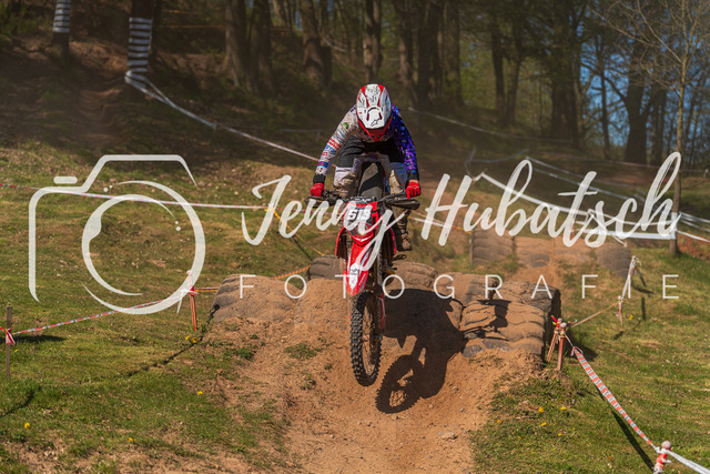 JHF.ECHT.4h.Samstag1137 | jennyhubatsch-endurofotografie