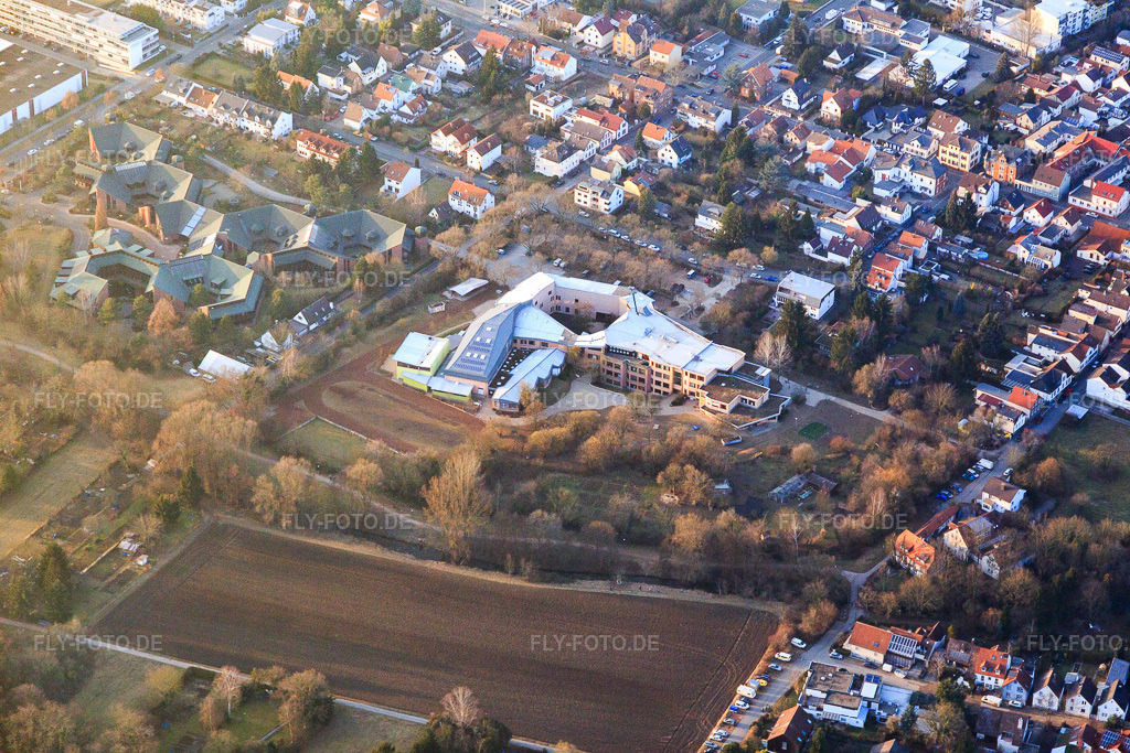 Luftbild: Freie Waldorfschule Darmstadt im Ortsteil Eberstadt in Darmstadt im Bundesland Hessen in Deutschland. – Foto: IMG_096865.jpg vom 15.02.2017 durch Werner Riehm/FLY-FOTO.de – Auflösung des Originals: 5472 x 3648 px – Freie Waldorfschule Darmstadt
