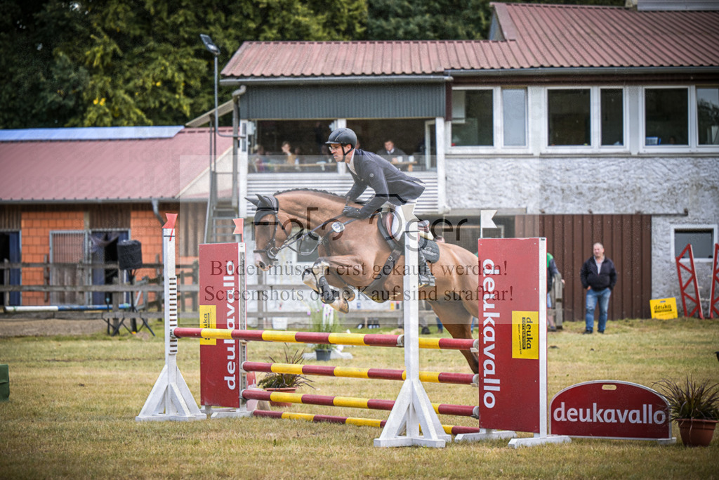 DOS_0408 | Entdecke hochwertige Reitturnierfotos von Foto Oger. Professionell, emotional und authentisch – jetzt Lieblingsmomente im Shop bestellen.Deutschlandweite Turnierfotografie. - Realisiert mit Pictrs.com