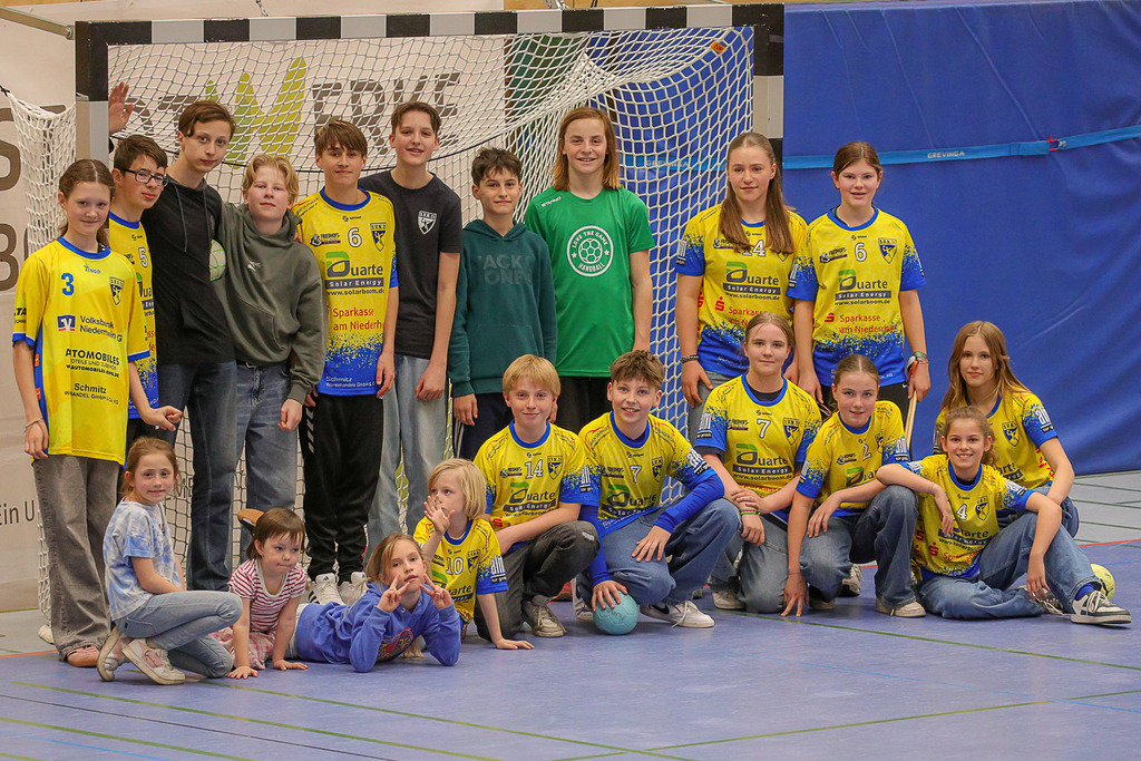 TvBorkenIII_SVN_220325_sonst_039 | Bildergalerie von Sport-Ereignissen aber auch von weiteren spannenden Dingen - nicht nur vom Niederrhein. In Anlehnung an den bekannten Spruch von Hanns Dieter Hüsch heißt das Motto: "Niederrhein ist überall".  - Realisiert mit Pictrs.com