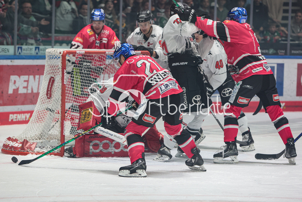 Augsburger Panther - Koelner Haie  | David Stieler (AEV #21) vergibt in dieser Szene eine große Chance fuer die Panther