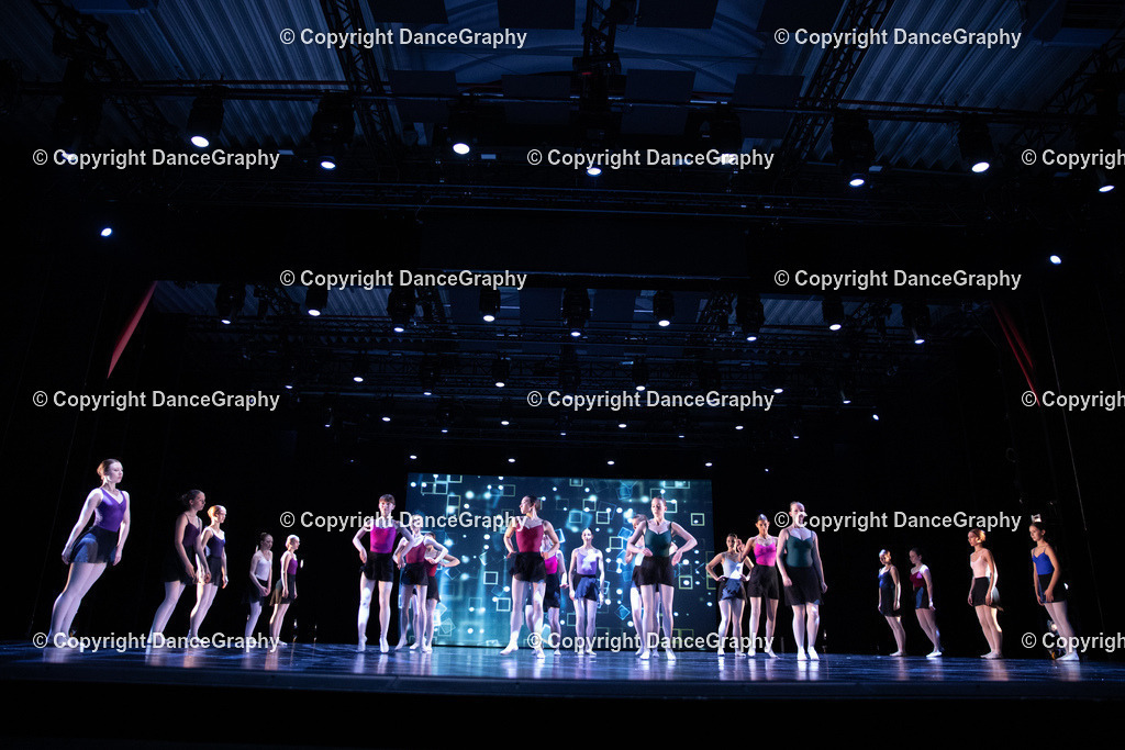 GPHY5540 | DanceGraphy - Realisiert mit Pictrs.com