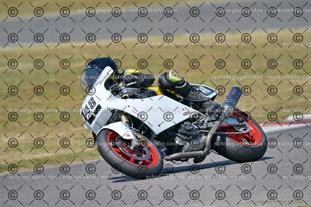 26bc03-2638 | markuskiefer.com - Realisiert mit Pictrs.com