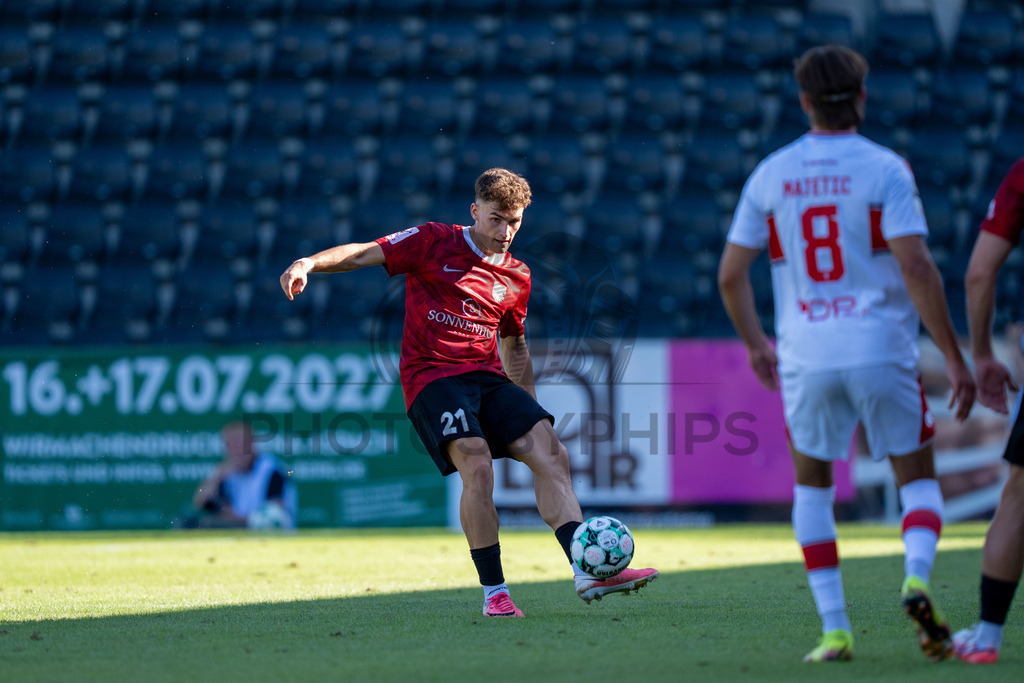 SG Sonnenhof Großaspach vs. Fortuna Köln, Fussball, 3. Liga, 1. Spieltag, 08.08.2026 | Luca Molinari (SG Sonnenhof Großaspach, #21),SG Sonnenhof Großaspach vs. Fortuna Köln, Fussball, 3. Liga, 1. Spieltag, 08.08.2026,DFB regulations prohibit any use of photographs as image sequences and/or quasi-video