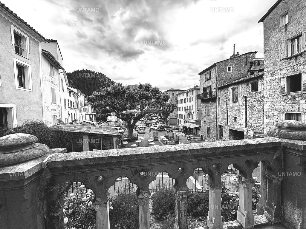 BalkonCastelllaneSWDunkel | untamo - Realisiert mit Pictrs.com