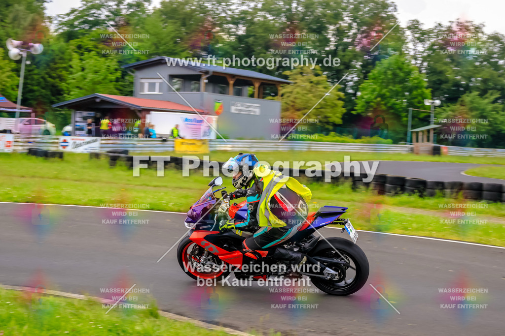 VBK-6291 | Hier findet Ihr Bilder von Touristenfahrten auf der Nürburgring Nordschleife oder von anderen Veranstaltungen die ich besucht habe. Viel Spass beim Durch Schauen 