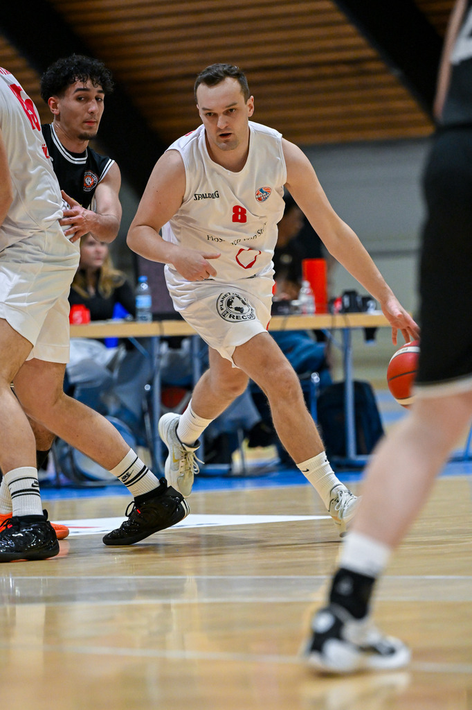 gml_025 | Fotos von Basketballspielen aus dem Raum NRW fotografiert von Gero Mueller-Laschet und Daniel Schaefer - Realisiert mit Pictrs.com