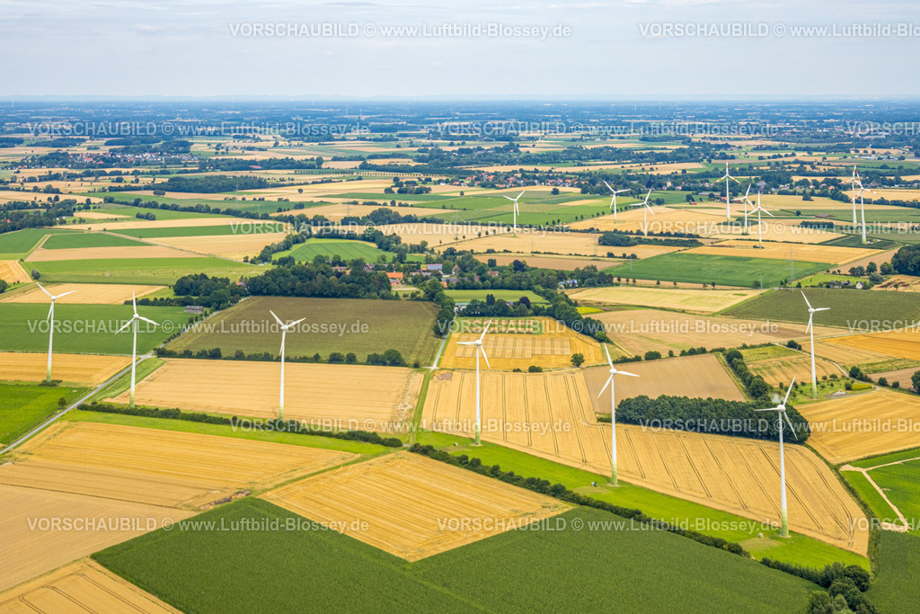 Werl240712316 | Luftbild, kachelförmige Strukturen Wiesen und Felder mit Windräder, Fernsicht, nahe Ortsansicht Oberbergstraße, Werl, Soester Börde, Nordrhein-Westfalen, Deutschland