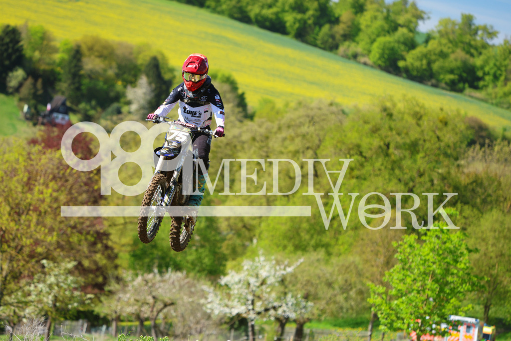 5E6A5883 | 989 MEDIAWORK