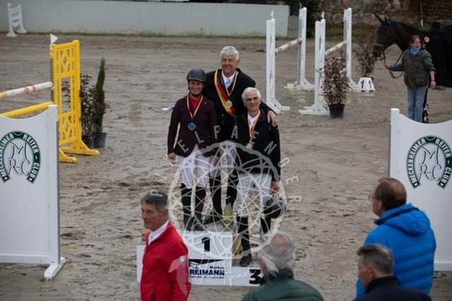 2B4A3272 | pixelfaenger - Realisiert mit Pictrs.com