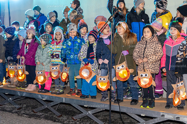 Laternenfest in St. Martin | Bildershop von pixelworld.at - Realisiert mit Pictrs.com